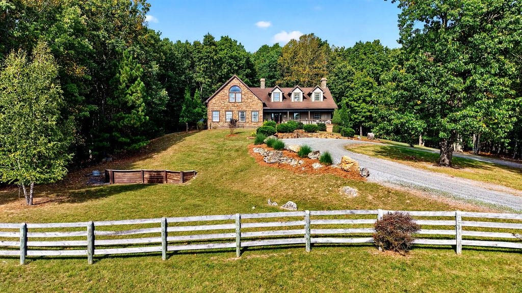 1755 STILL HOUSE DR
