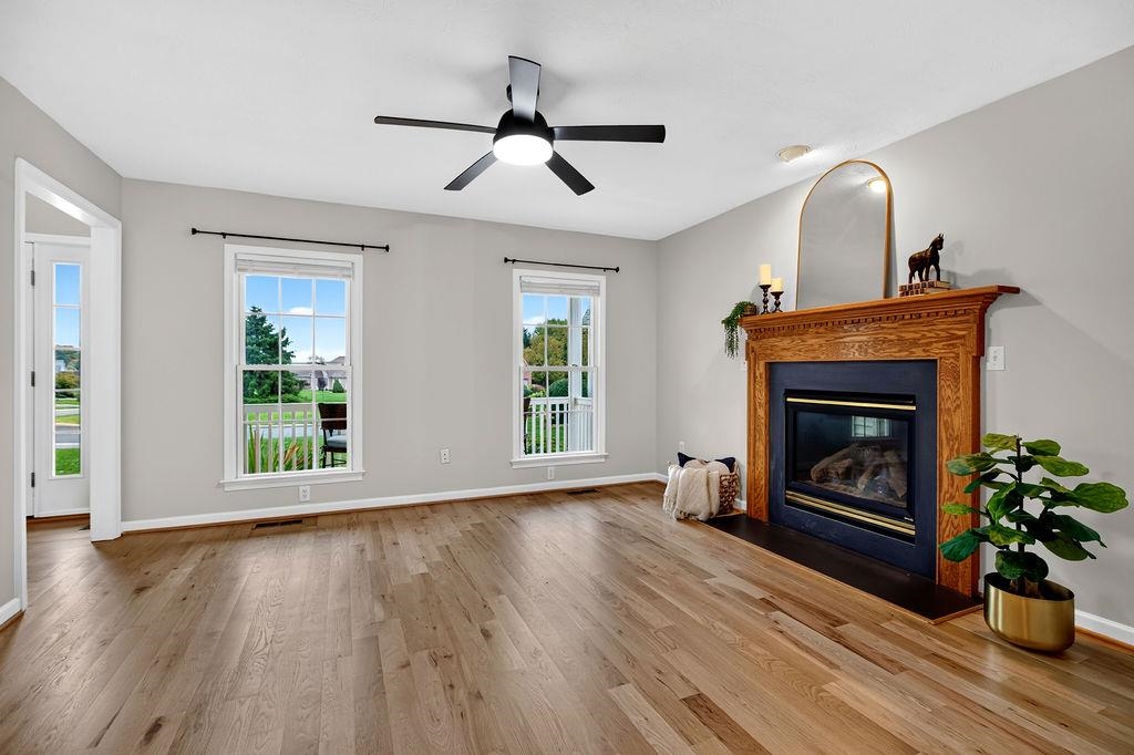 31 BAXTER CT