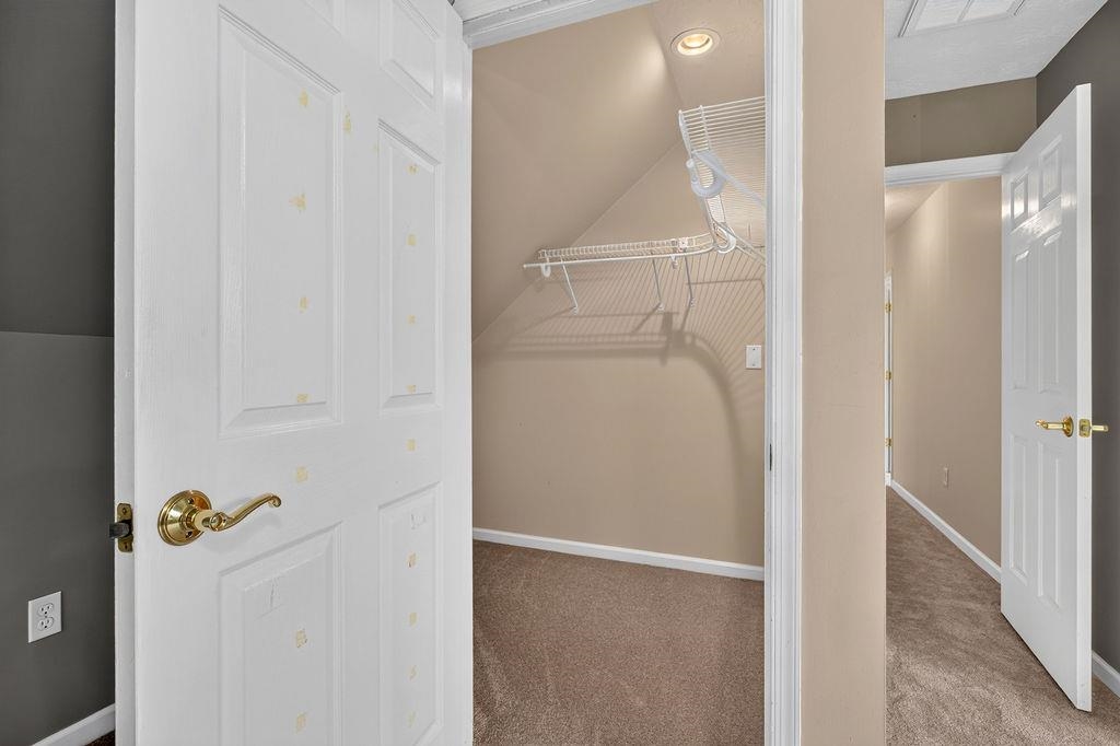 31 BAXTER CT