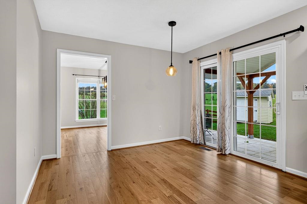 31 BAXTER CT