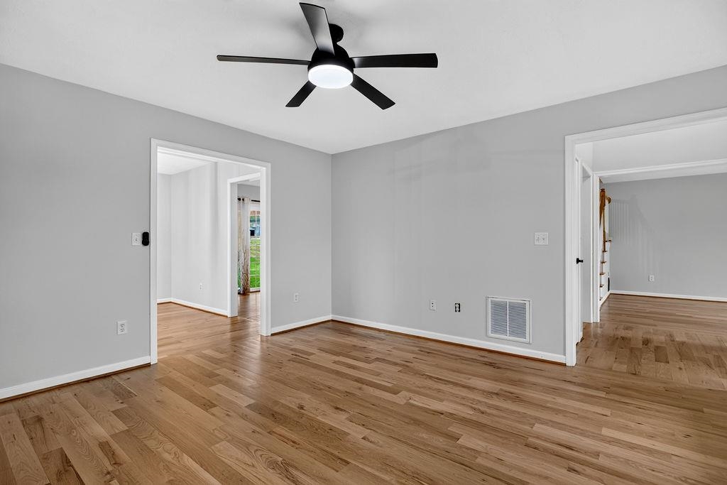 31 BAXTER CT
