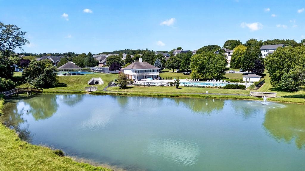 47 VILLA VIEW DR