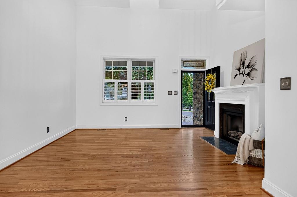 47 VILLA VIEW DR