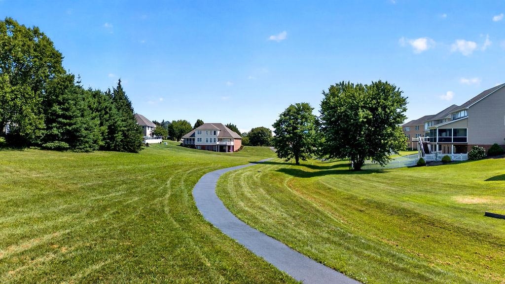 47 VILLA VIEW DR