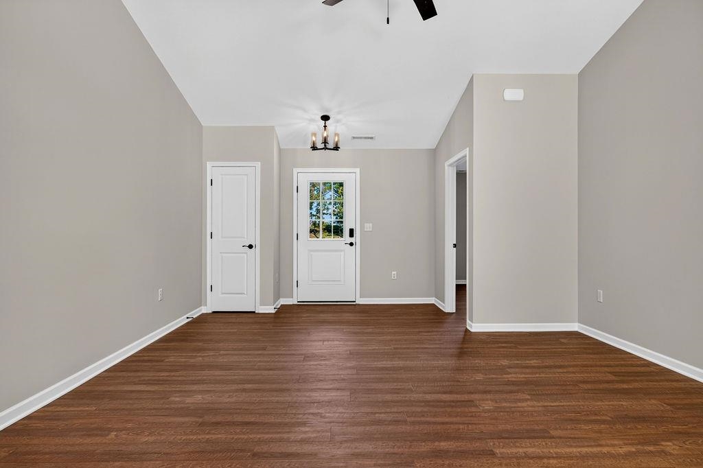 108 BROOK GLEN LN