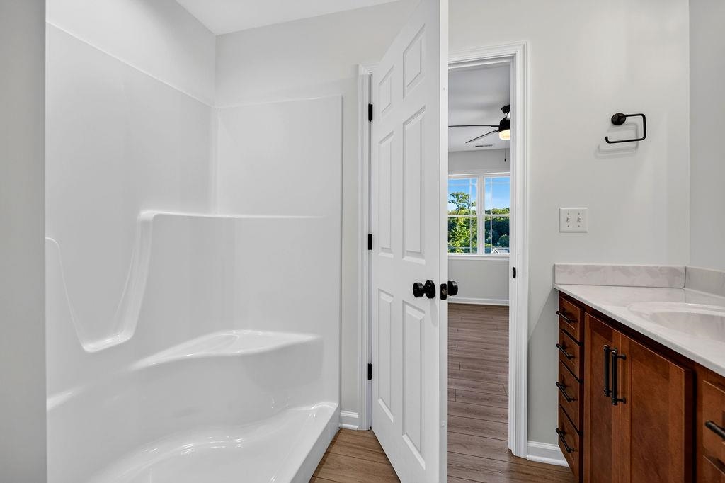 903 FISHER CIR