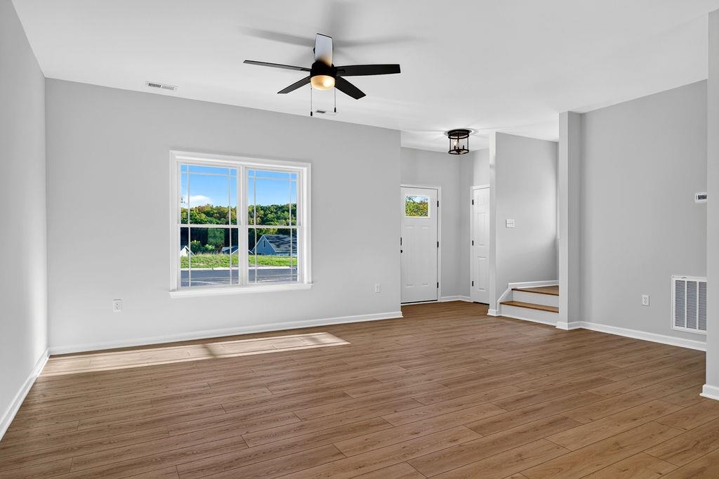 903 FISHER CIR