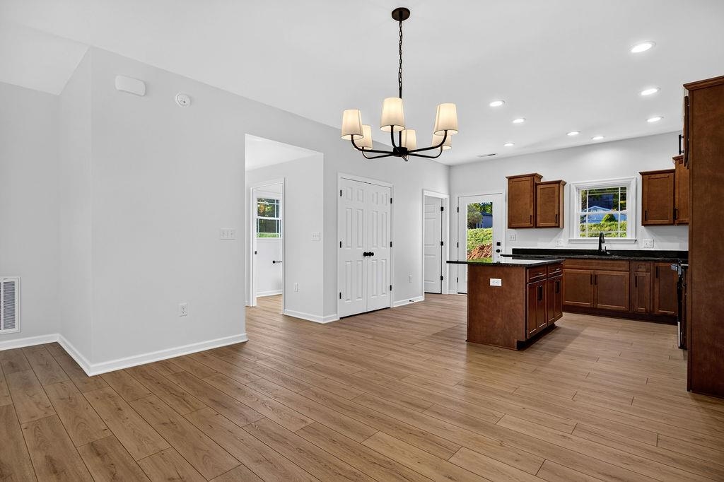 903 FISHER CIR