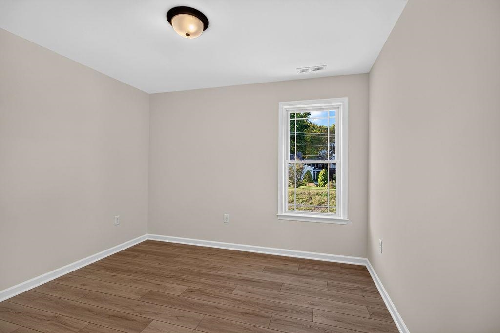 903 FISHER CIR