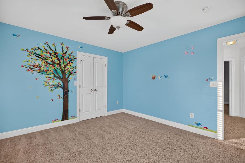 216 JOCELYN LN