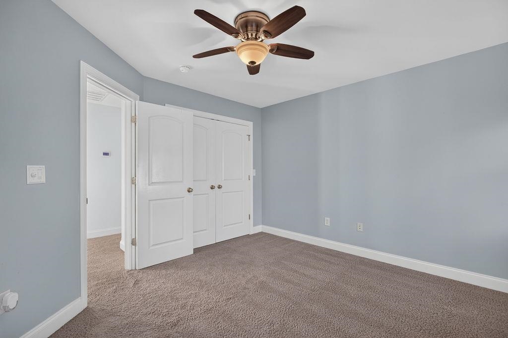 216 JOCELYN LN