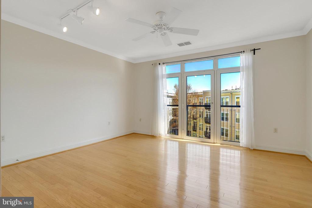 1391 PENNSYLVANIA AVENUE SE 554