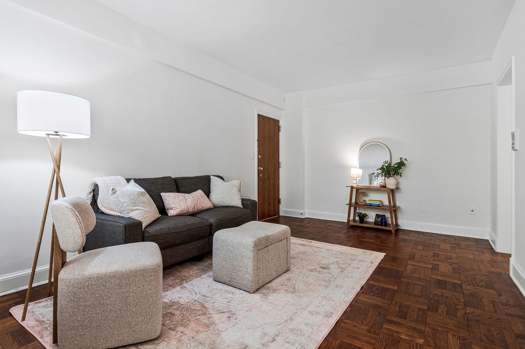4491 NW MACARTHUR BOULEVARD NW Unit: 102