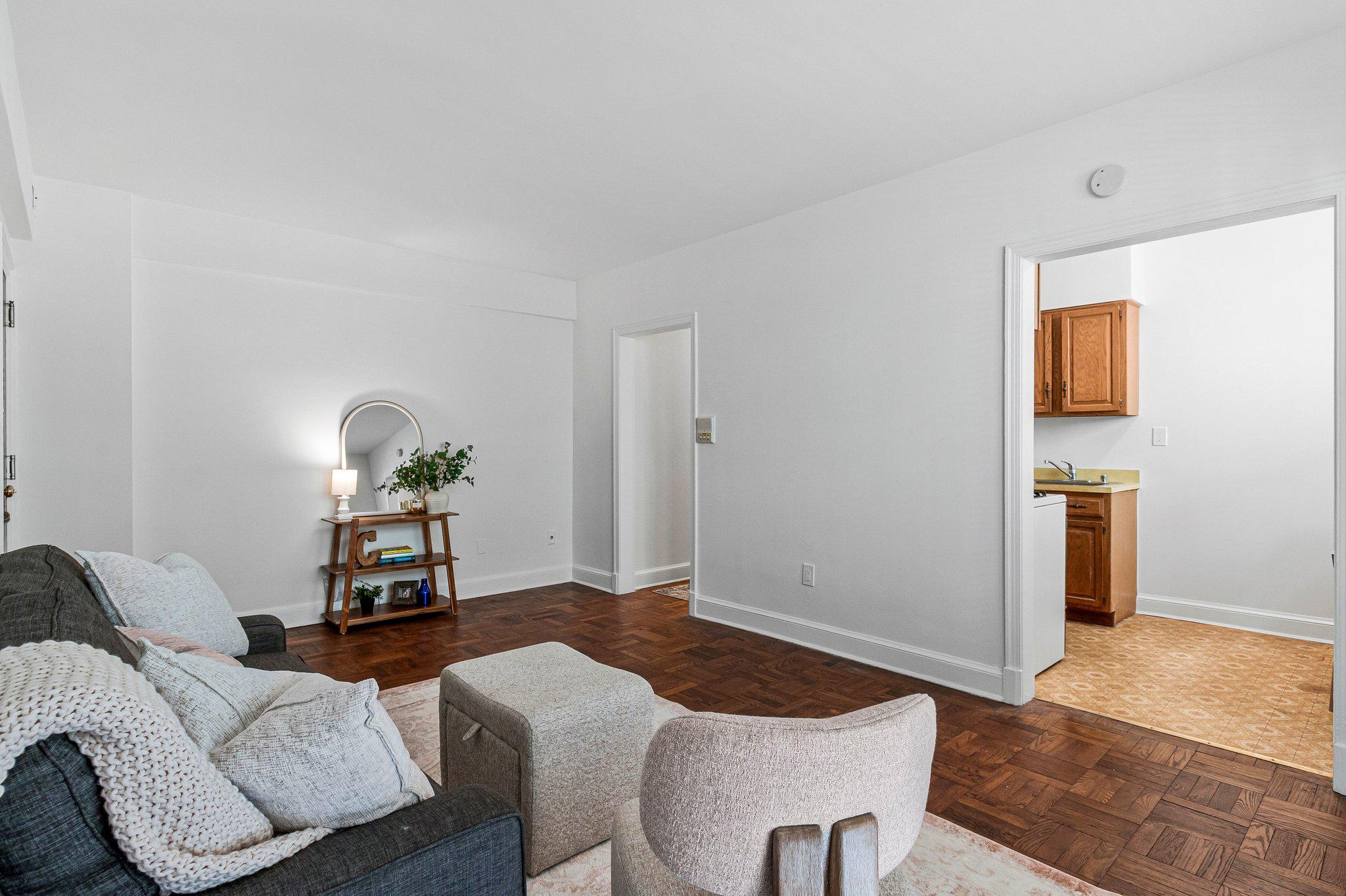 4491 NW MACARTHUR BOULEVARD NW Unit: 102