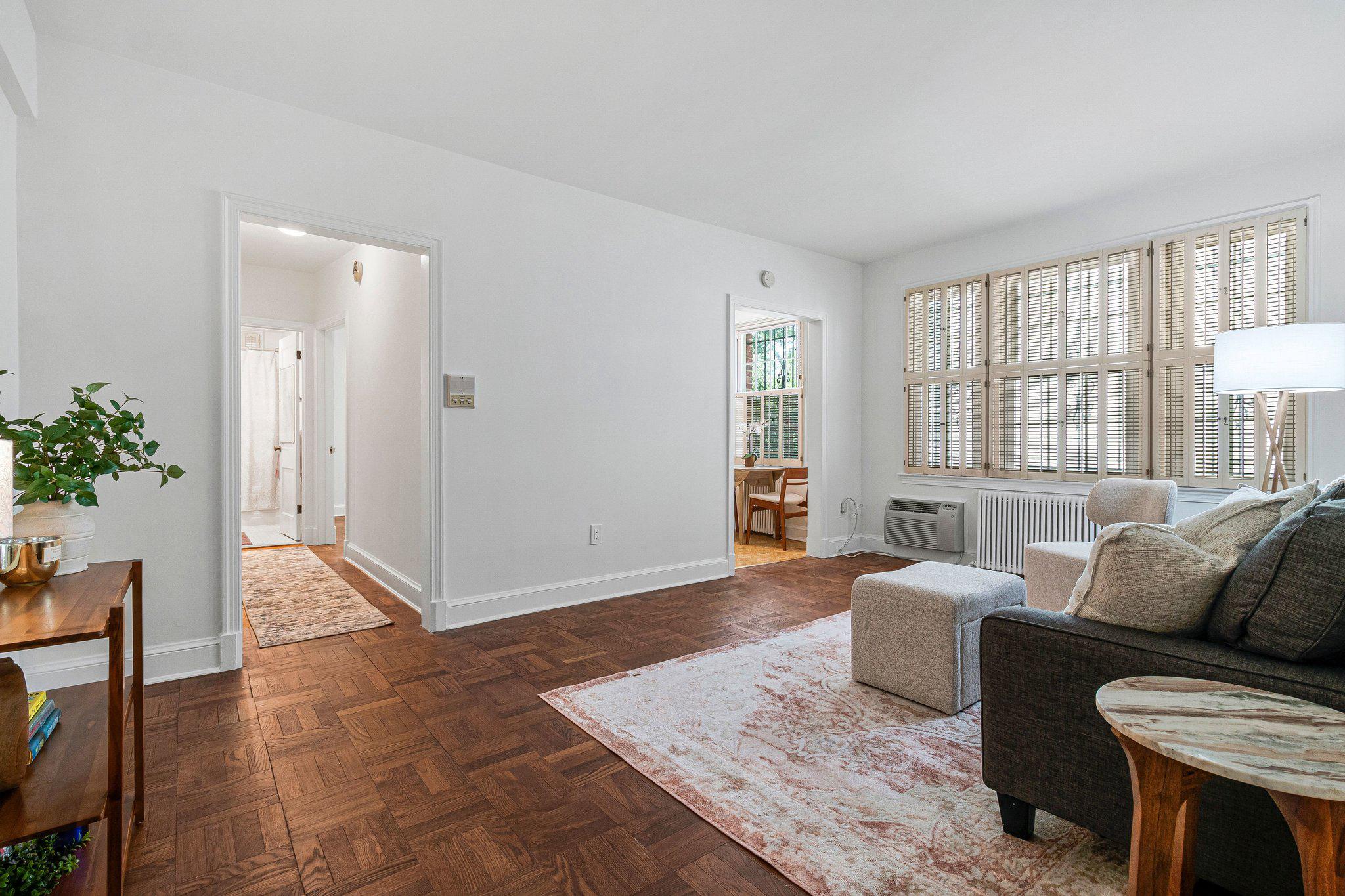 4491 NW MACARTHUR BOULEVARD NW Unit: 102