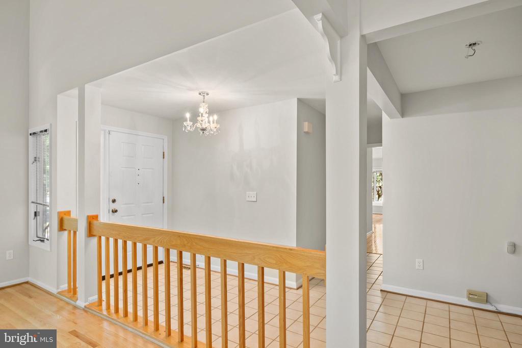 2800 MOCKINGBIRD COURT