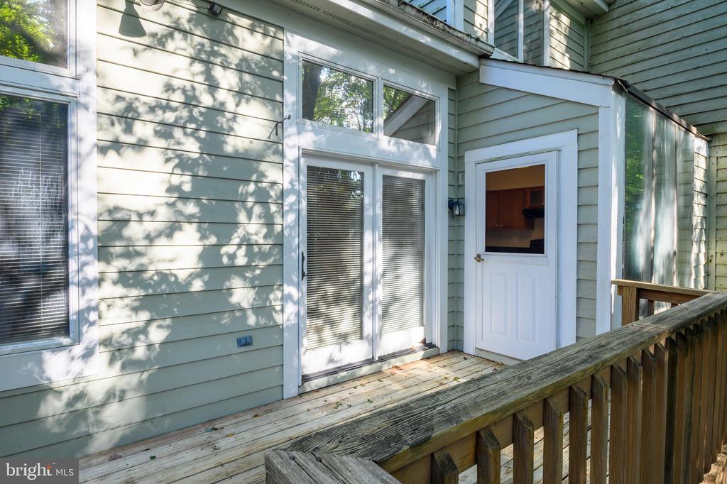 2800 MOCKINGBIRD COURT