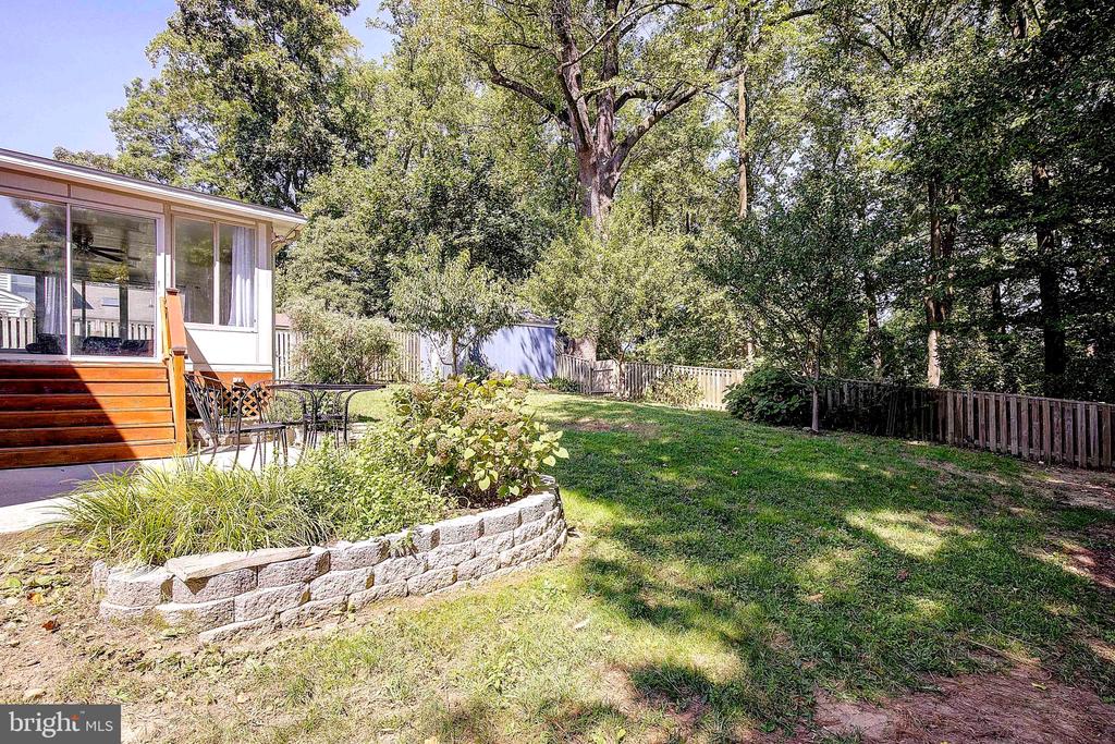 1479 AMBERWOOD DRIVE N