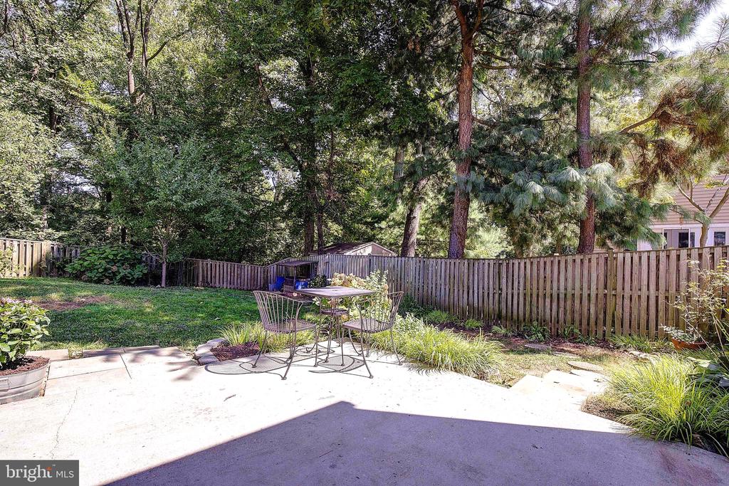 1479 AMBERWOOD DRIVE N