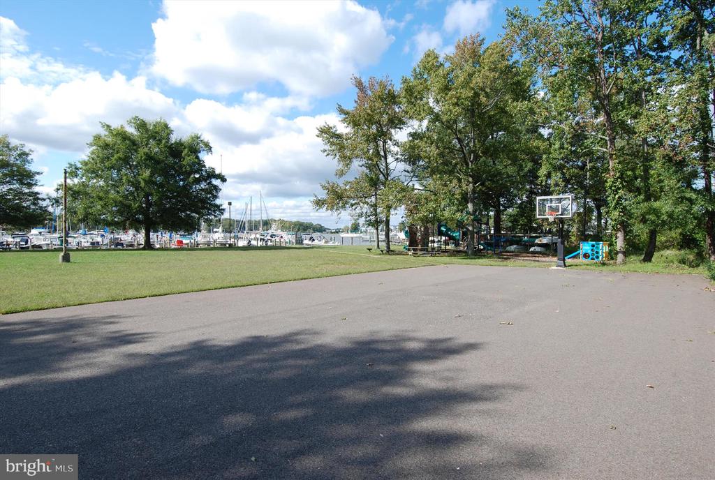 61 E LAKE DRIVE