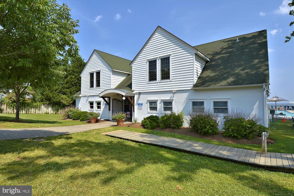 61 E LAKE DRIVE