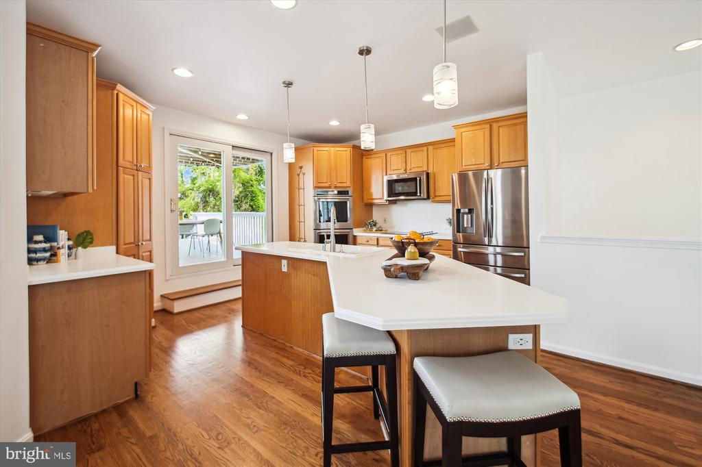 61 E LAKE DRIVE