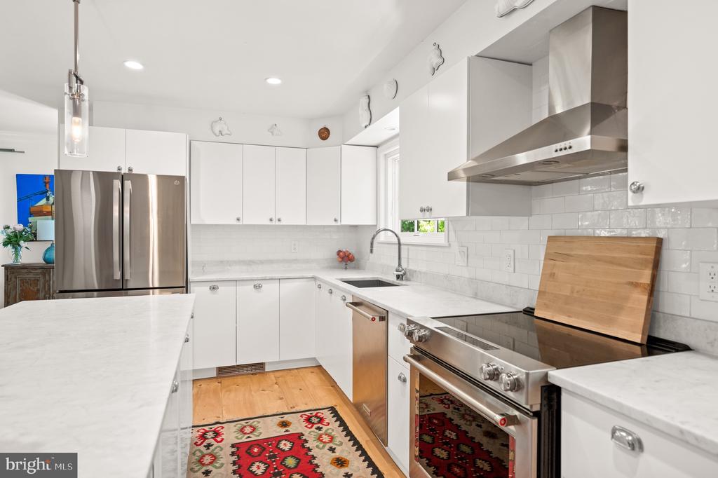 8 LAWRENCE AVENUE