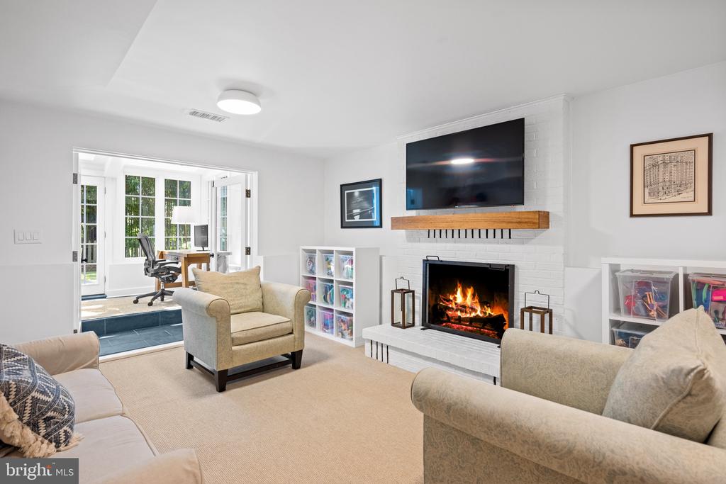 8 LAWRENCE AVENUE