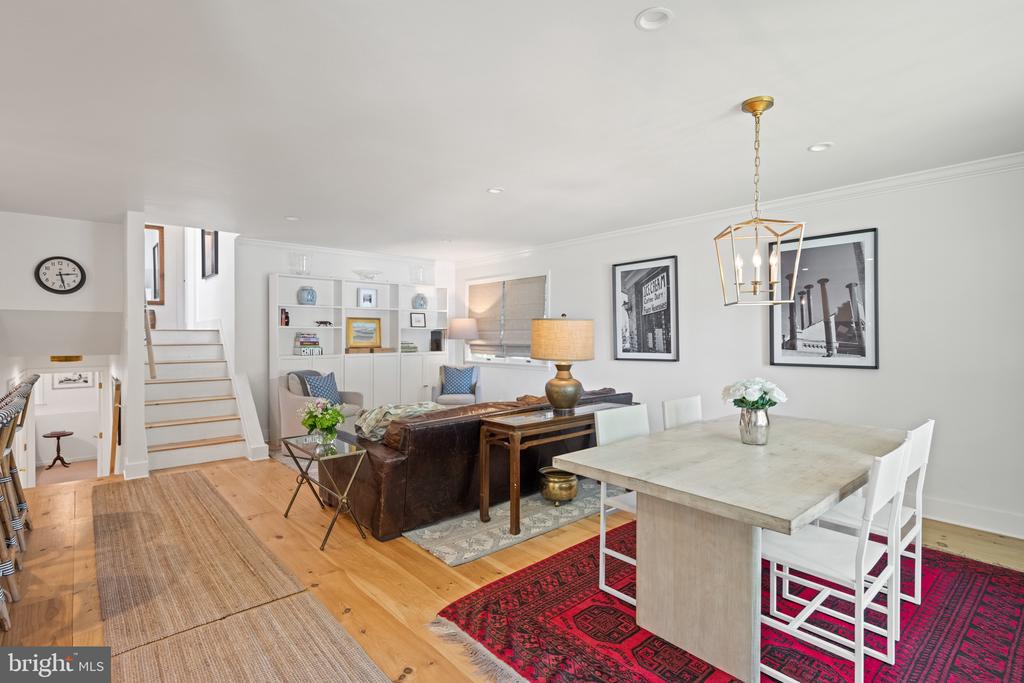 8 LAWRENCE AVENUE