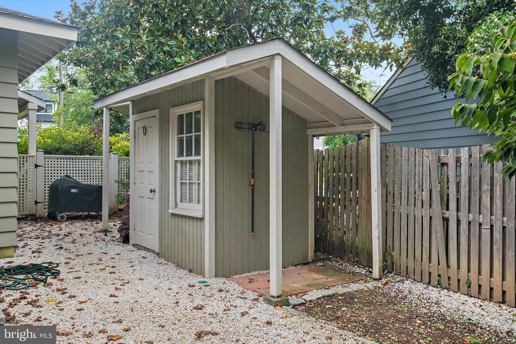 214 WARDOUR DRIVE