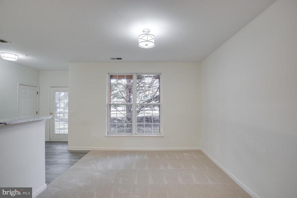 87 HARBOUR HEIGHTS DRIVE