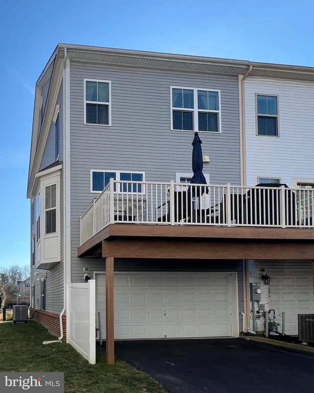 1608 BELLE DRIVE