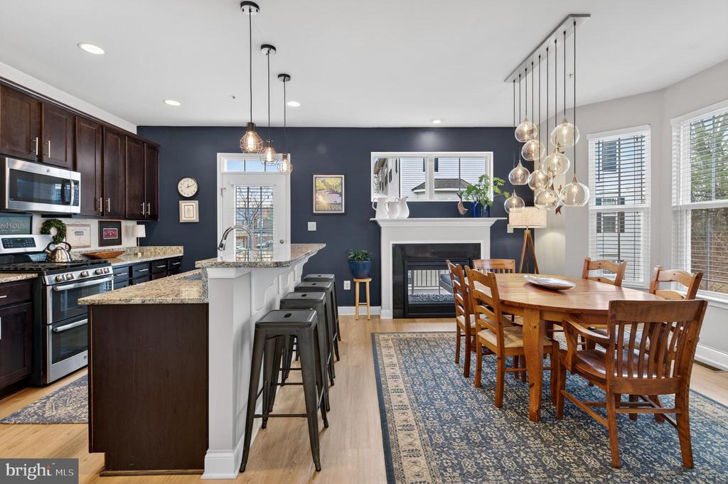 1608 BELLE DRIVE