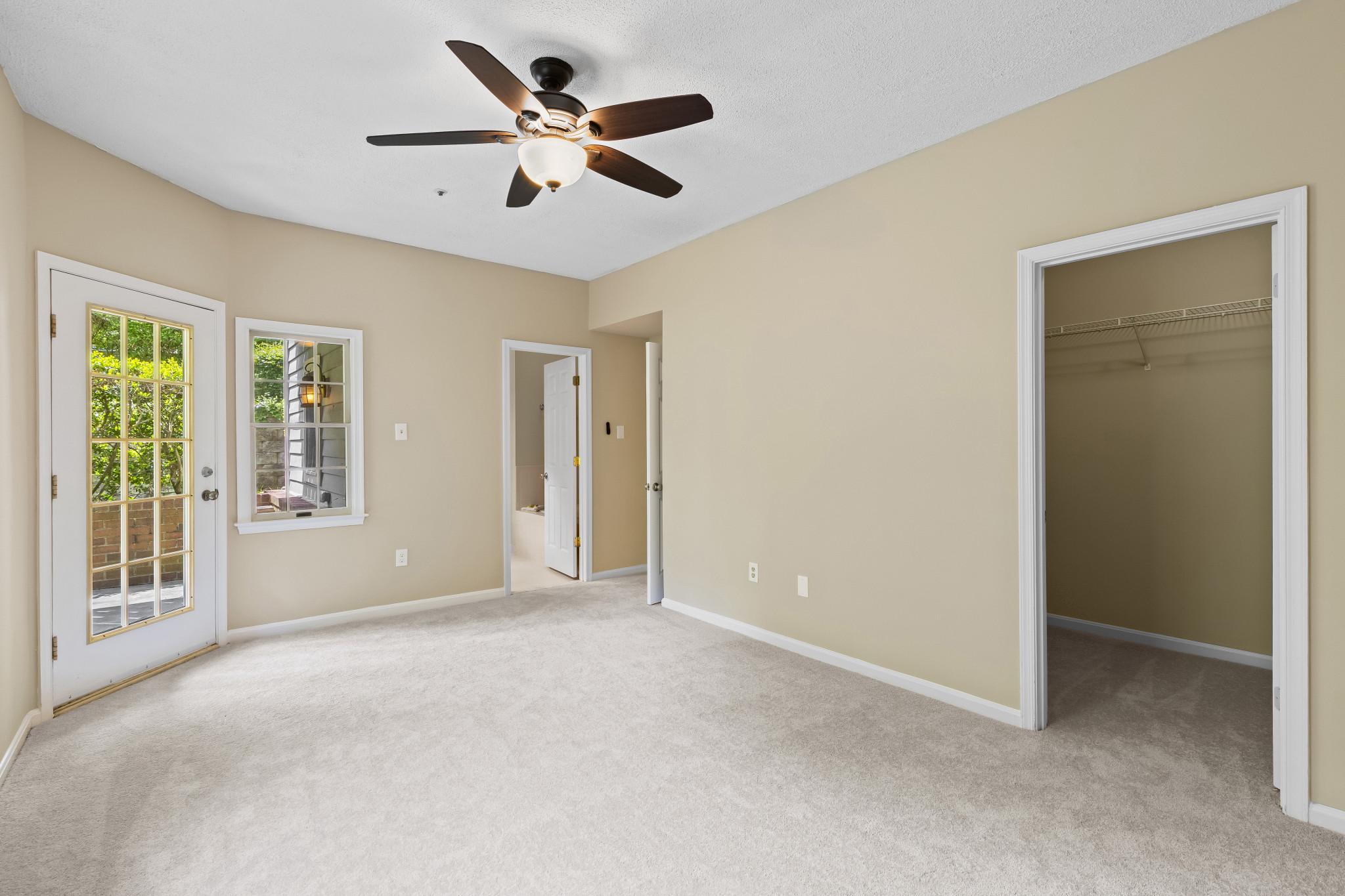 2702 SUMMERVIEW WAY 103