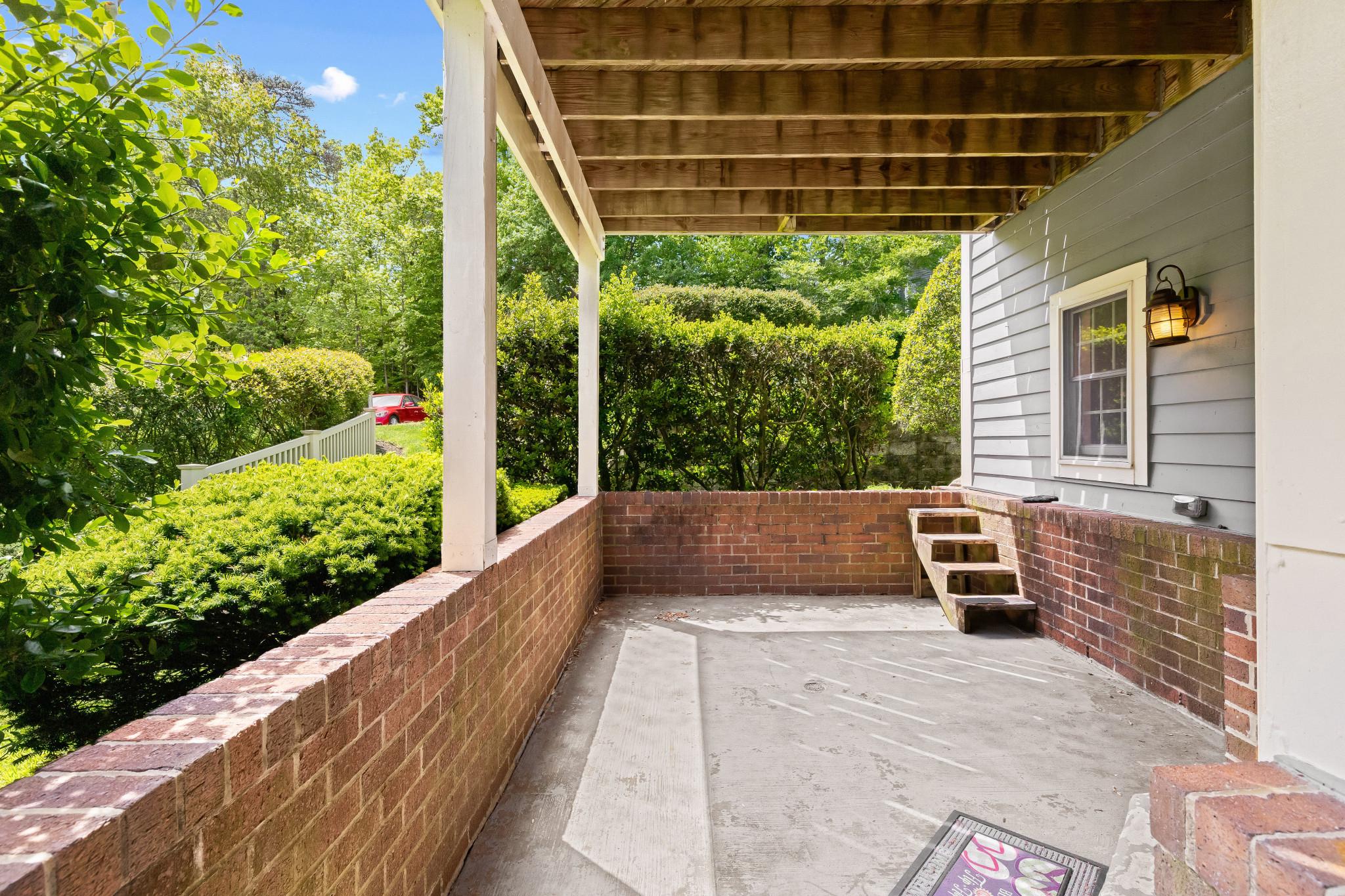 2702 SUMMERVIEW WAY 103