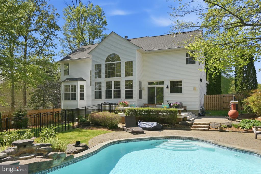 1567 COMANCHE ROAD