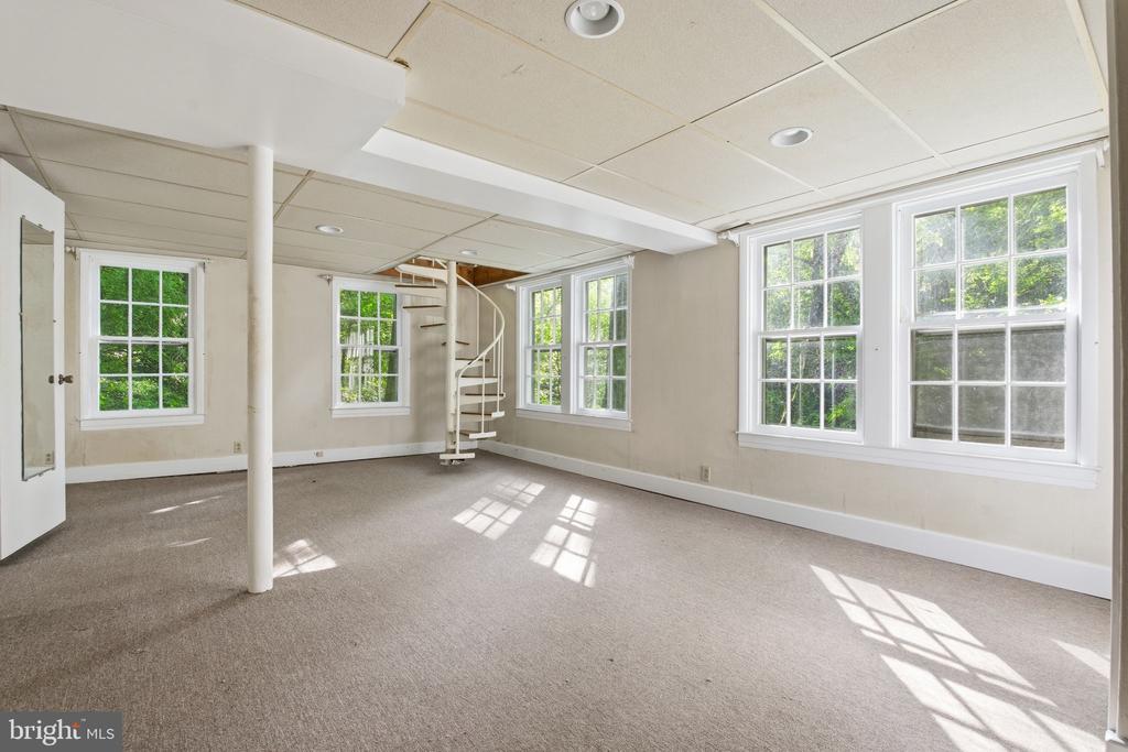 362 SEVERN ROAD