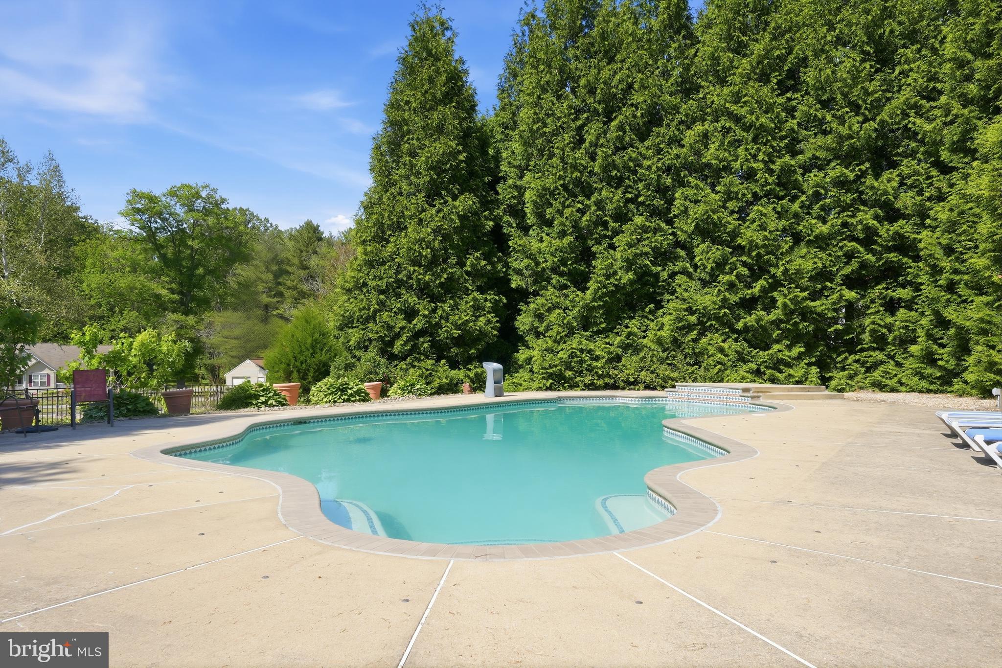 6118 FISHERS STATION ROAD