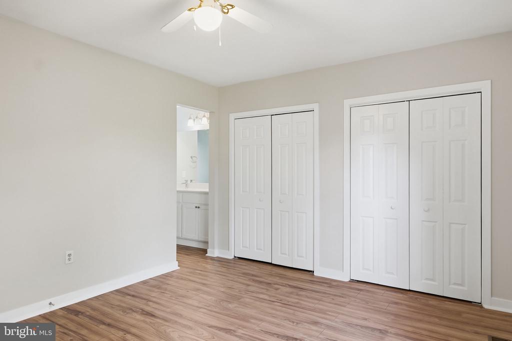 1529 RITCHIE LANE