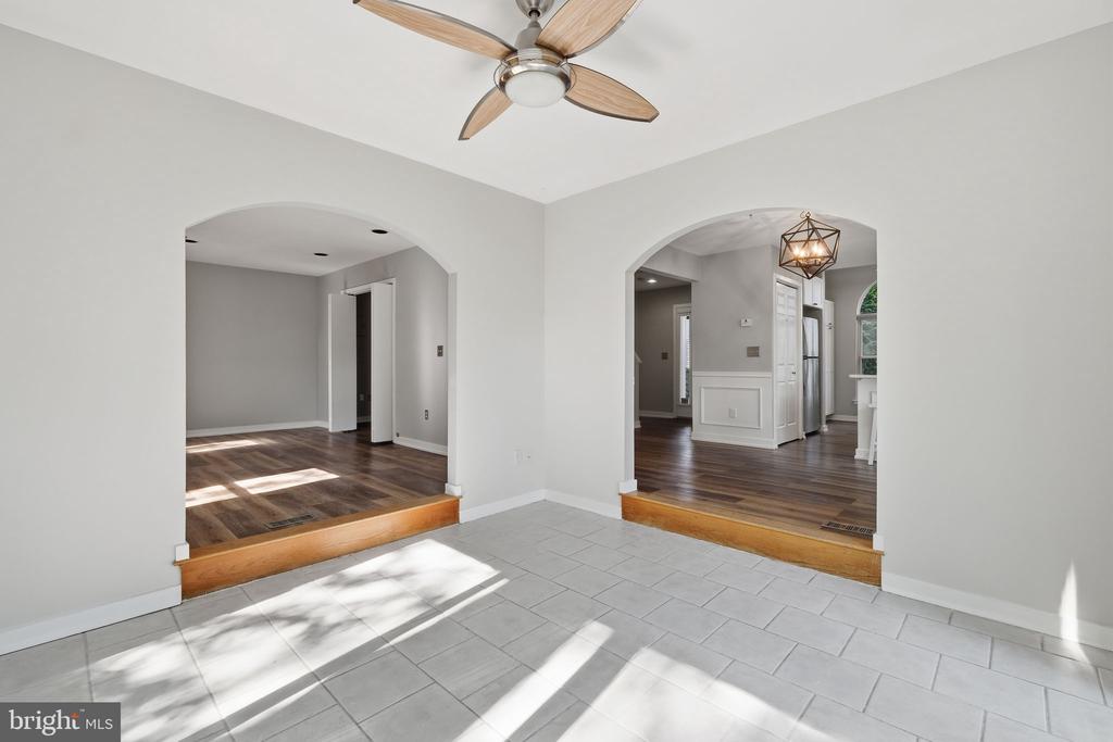 1529 RITCHIE LANE
