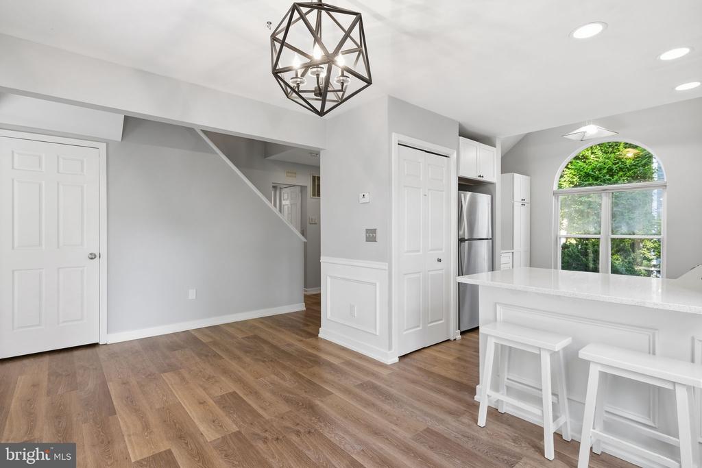1529 RITCHIE LANE
