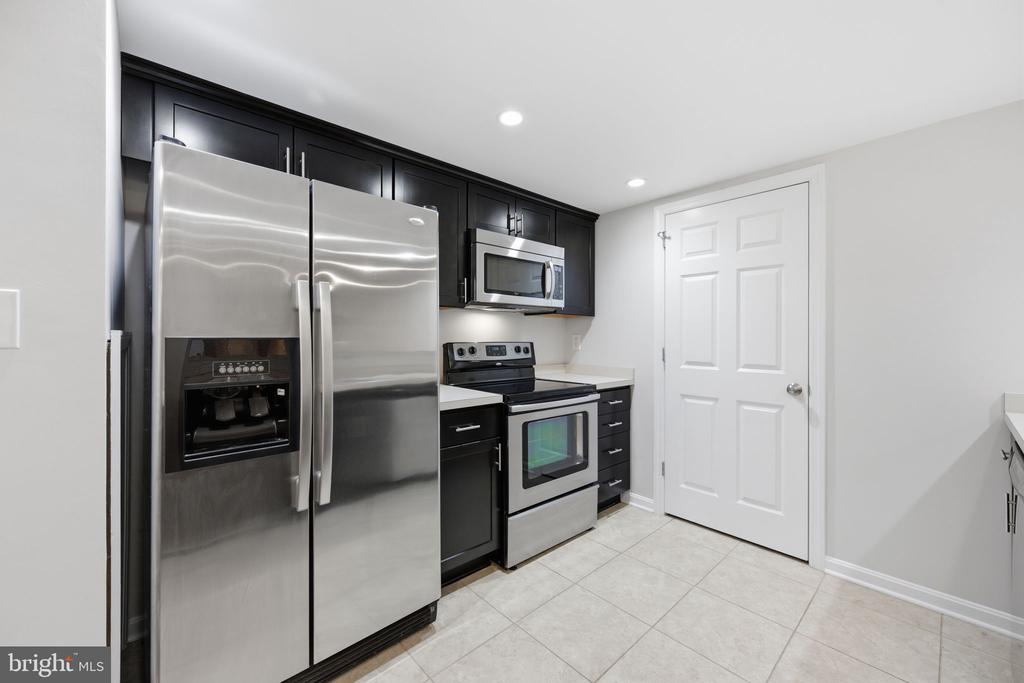 2214 ARAPAHOE