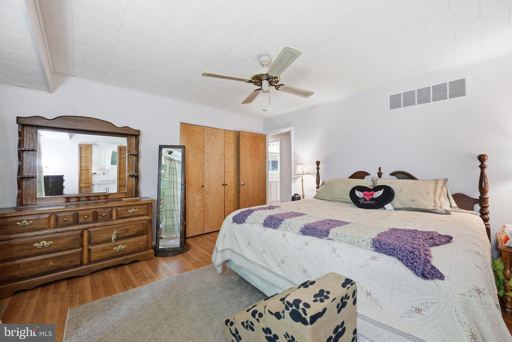 2214 ARAPAHOE