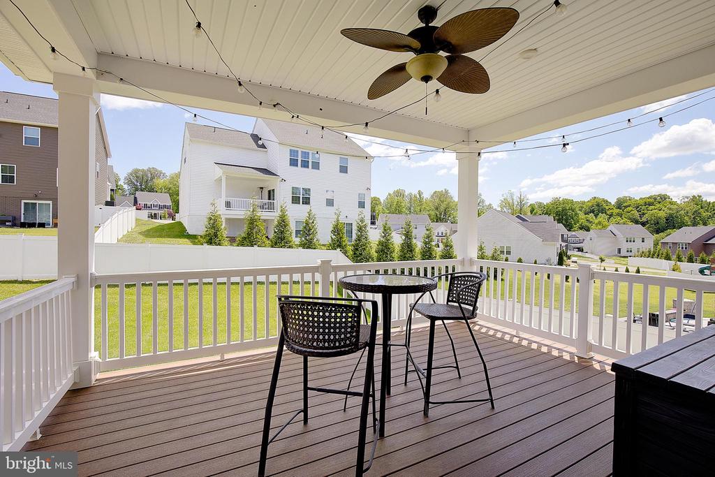 8316 LEGACY CIRCLE