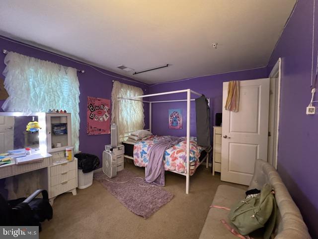 2877 MAHLA COURT