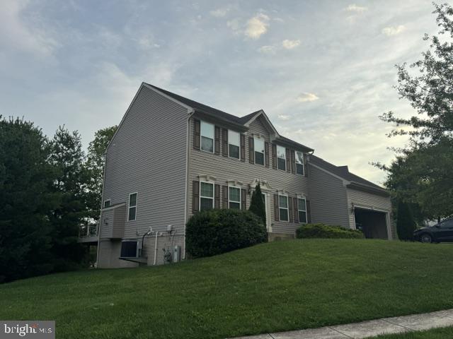2877 MAHLA COURT