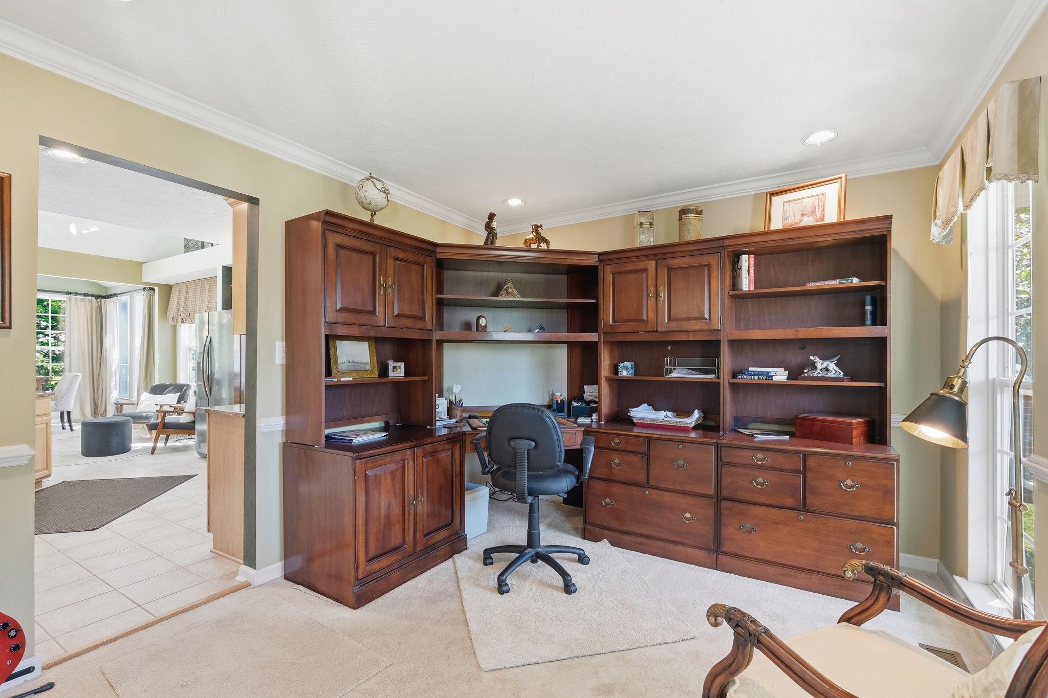 303 CREEKS END LANE