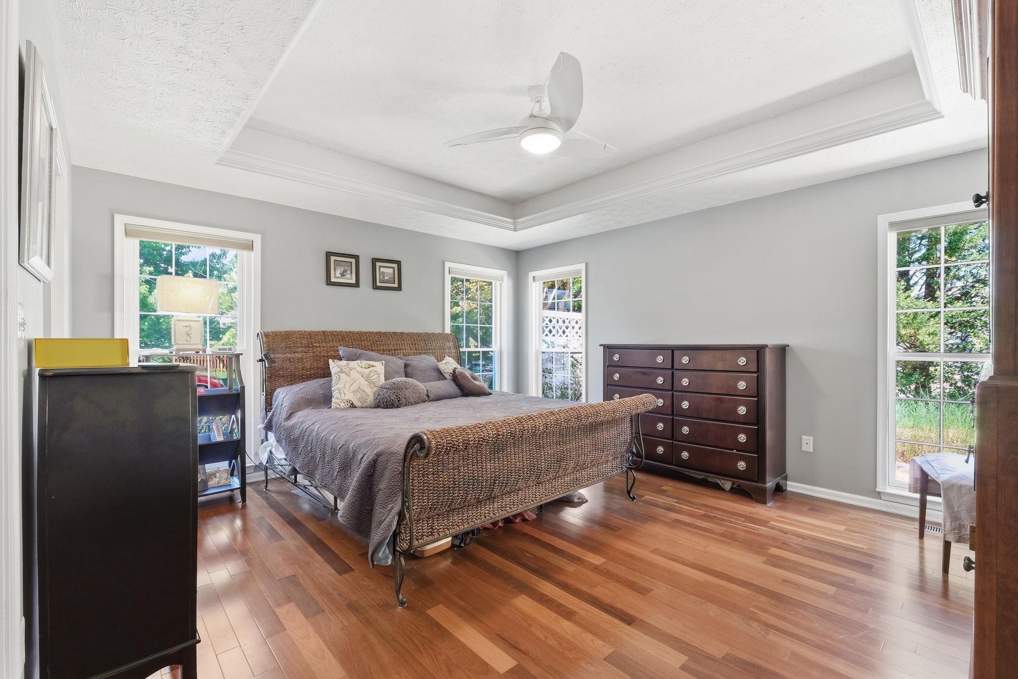 303 CREEKS END LANE