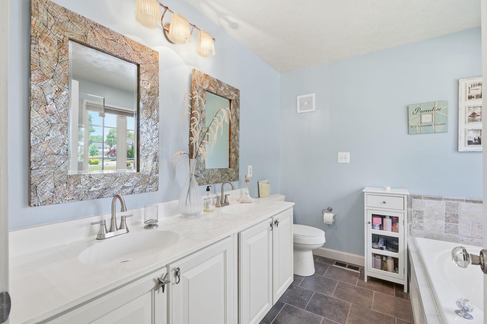 303 CREEKS END LANE