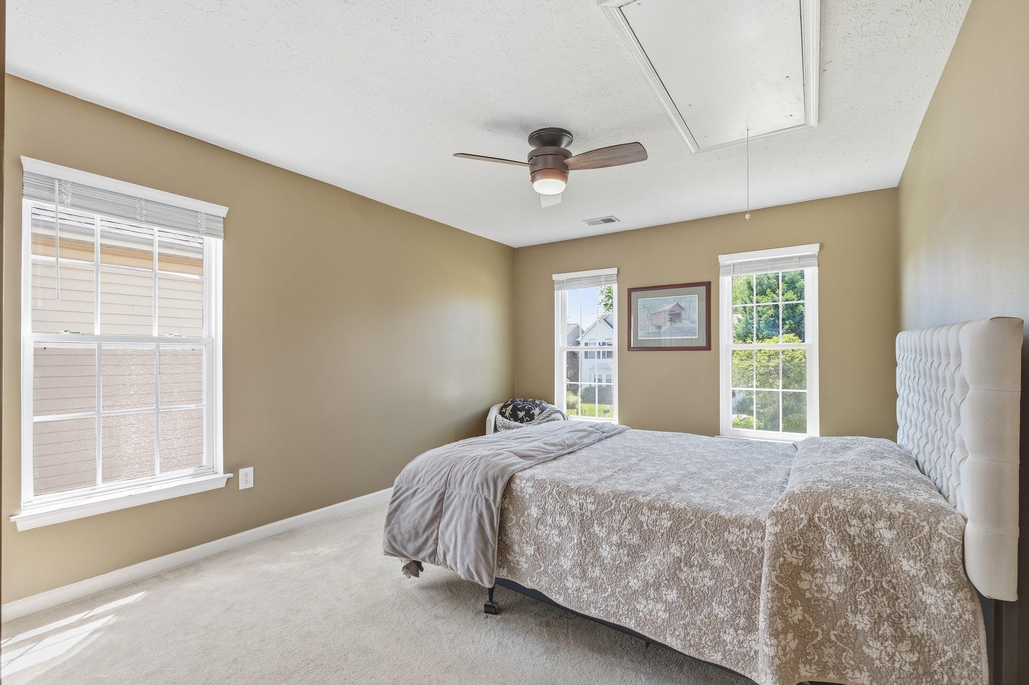 303 CREEKS END LANE